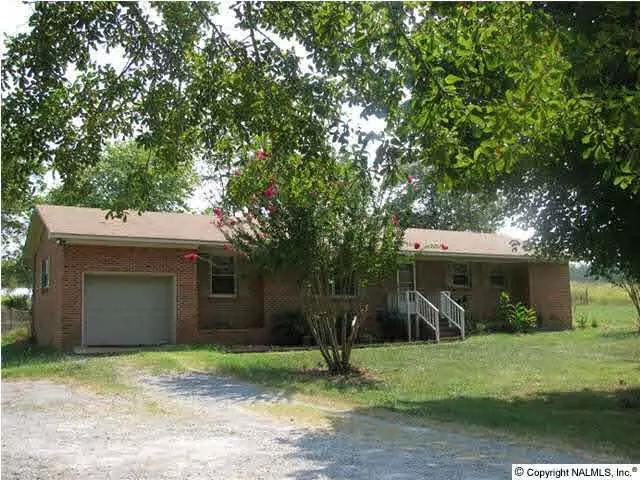 19908 Sharp Road, Athens, AL 35613