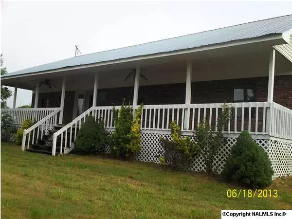 660 County Road 588, Fort Payne, AL 35968