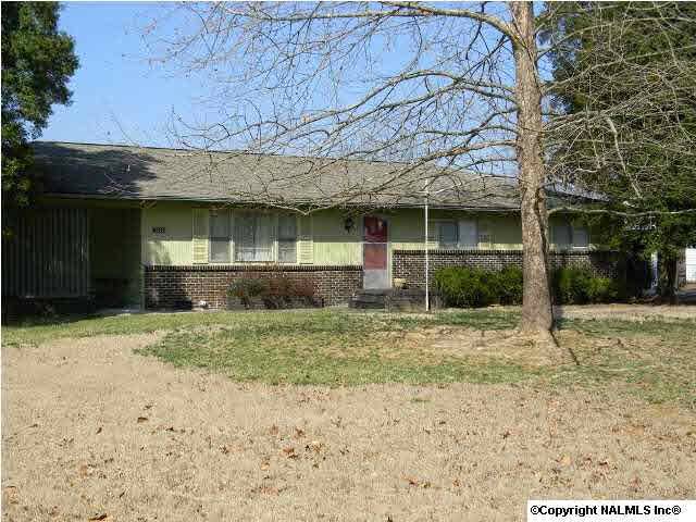 2360 NW Len Circle, Hartselle, AL 35640
