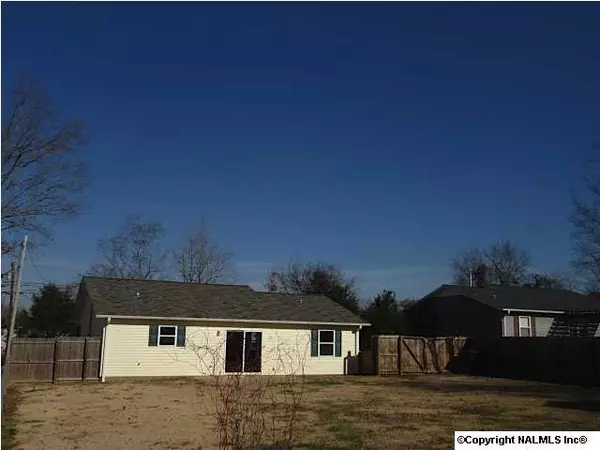 3220 Edmonds Drive, Scottsboro, AL 35679