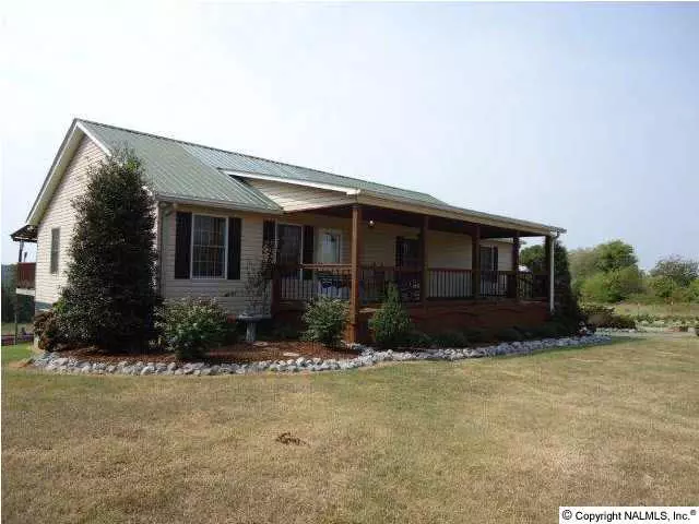 1022 Baker Mountain Road, Grant, AL 35747