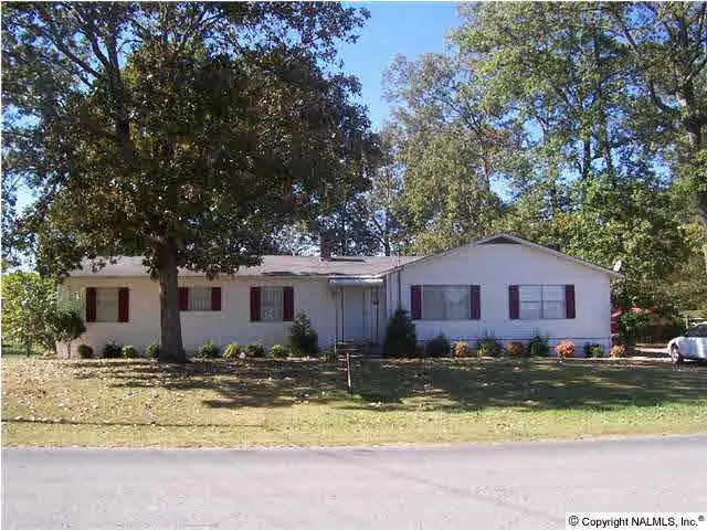 475 Mcville Road, Boaz, AL 35957