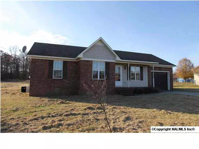 146 Quiet Lane, Hazel Green, AL 35750