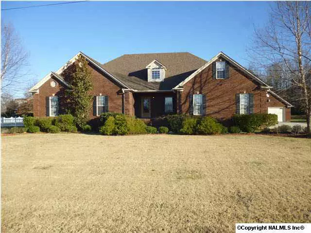 3266 Bethsadia Road, Boaz, AL 35957