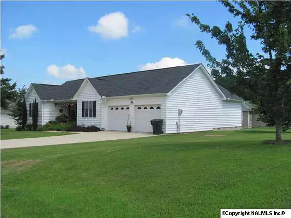 Albertville, AL 35950,107 Contour Drive