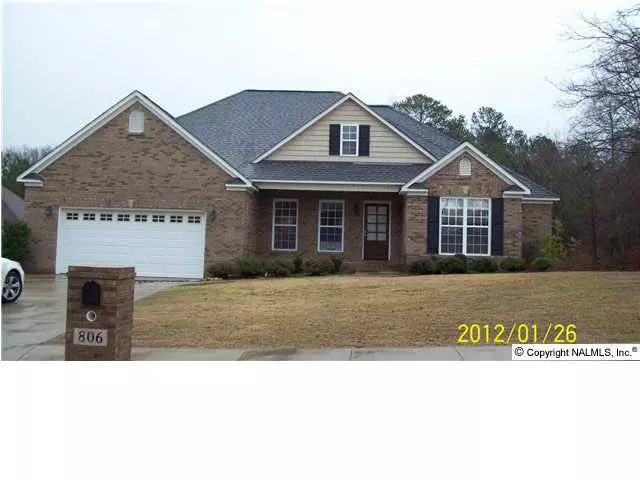 806 Anna Circle, Hartselle, AL 35640