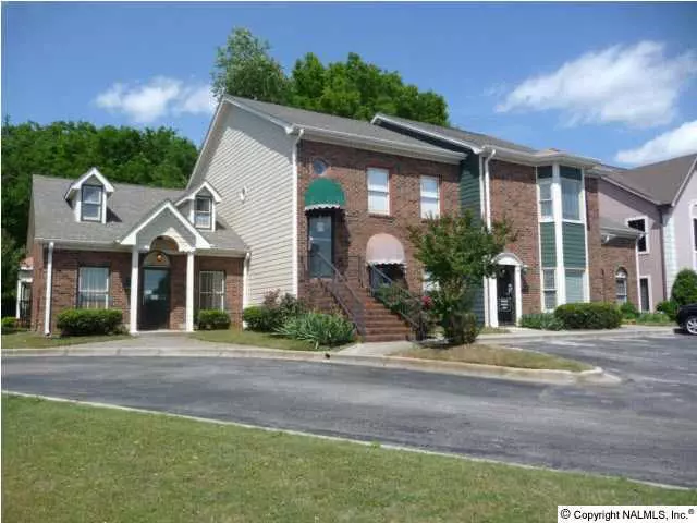 2311 Market Place #C, Huntsville, TN 38501