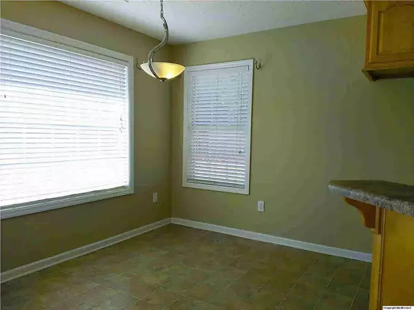 Toney, AL 35773,117 Bramble Way