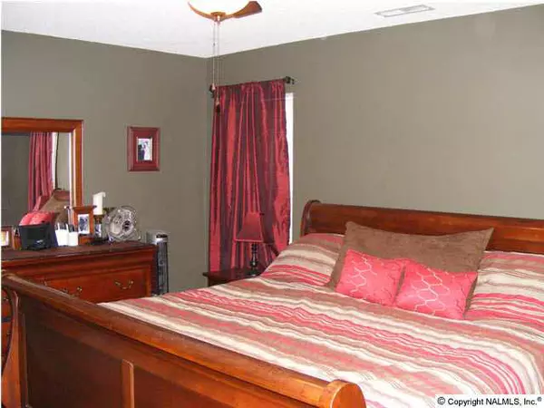 Toney, AL 35773,105 Fox Hill Court