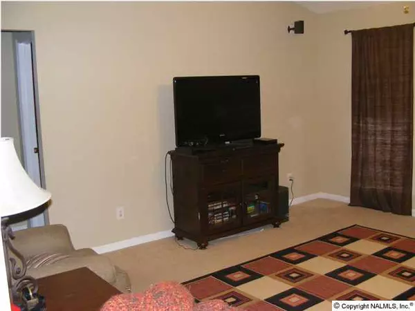 Toney, AL 35773,105 Fox Hill Court