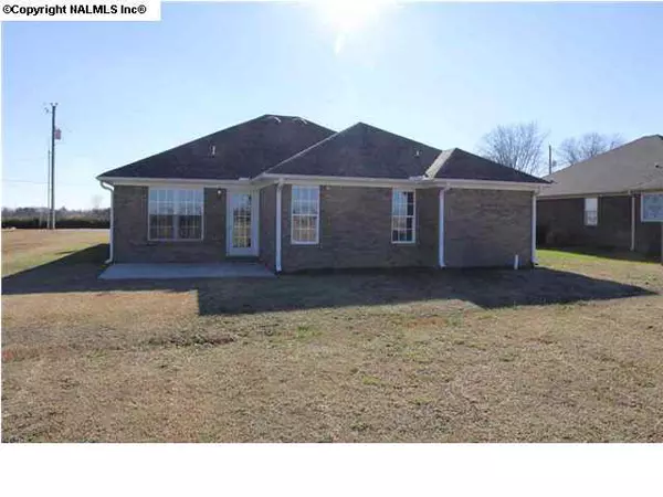 Toney, AL 35773,1761 Ready Section Road