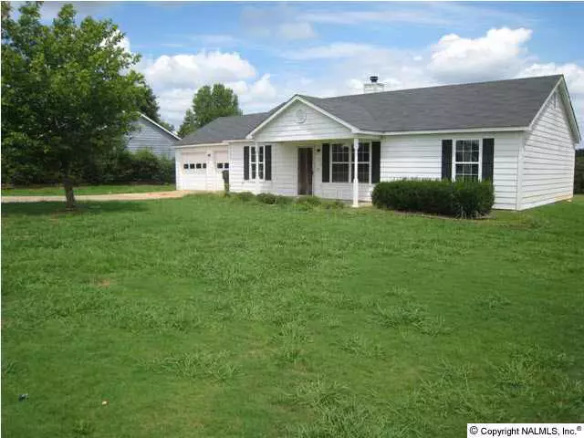 Toney, AL 35773,105 Bramblebush Drive