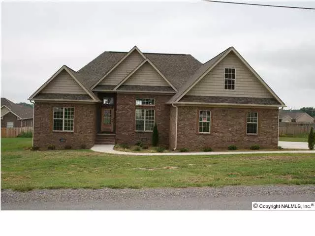 114 Payton Lane, Grant, AL 35747