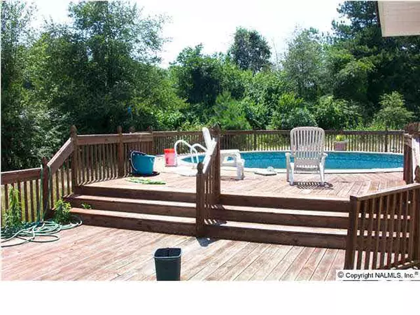 Fort Payne, AL 35967,618 Lookout Terrace