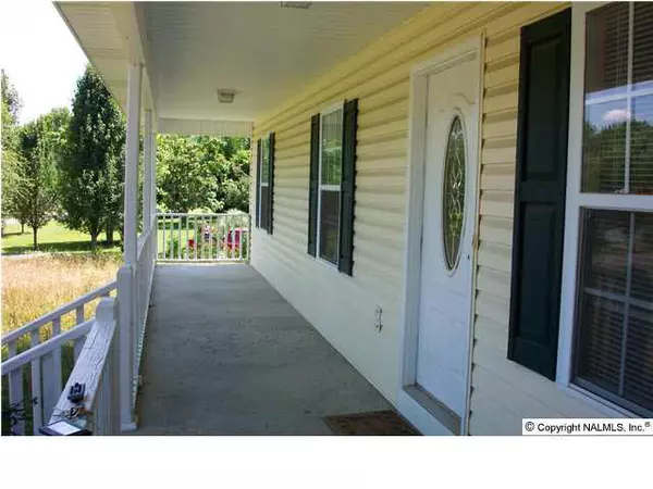 Fort Payne, AL 35967,618 Lookout Terrace