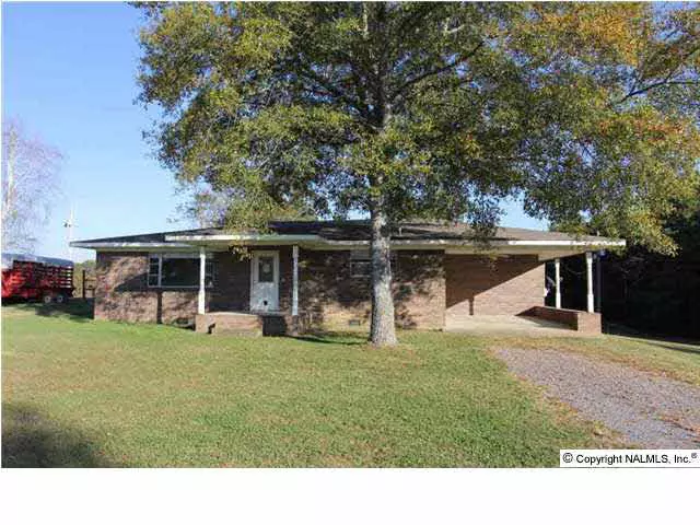 1367 Marvin Pearce Road, Boaz, AL 35957