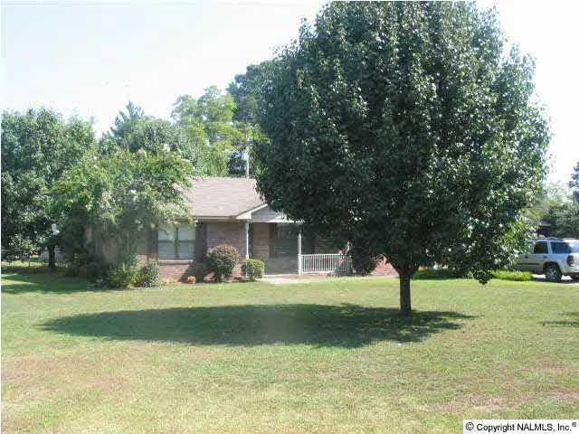 313 SW Sunset Street, Hartselle, AL 35640