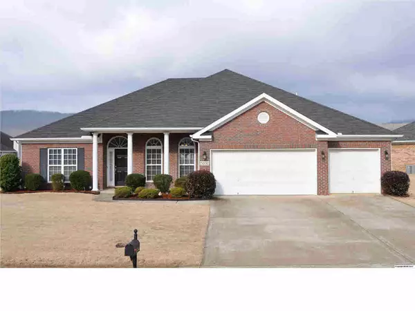 5032 Patriot Park Drive, Owens Cross Roads, AL 35763