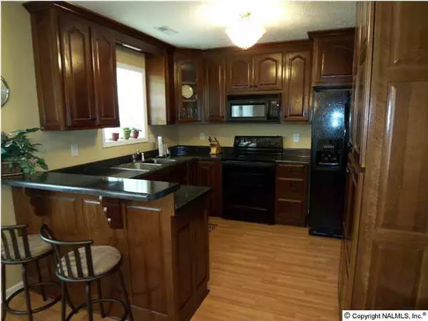 Owens Cross Roads, AL 35763,222 Deer Tracks Circle