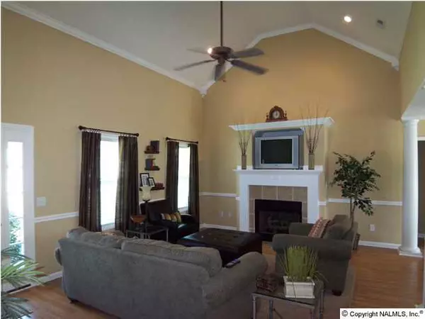 Owens Cross Roads, AL 35763,222 Deer Tracks Circle