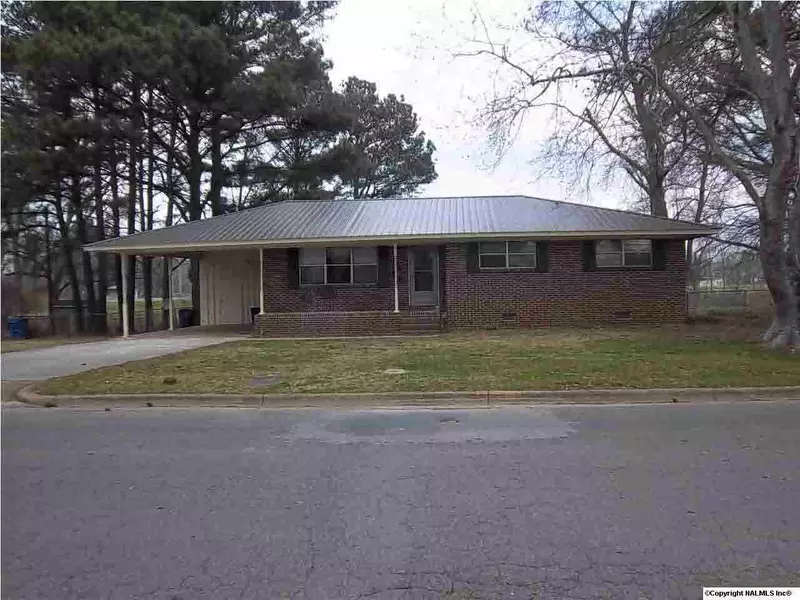 623 College, Boaz, AL 35957