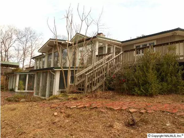 Southside, AL 35907,6490 Vista Point