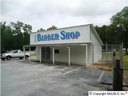 Country Lane, Rainbow City, AL 35906