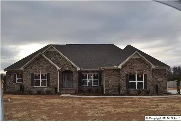 16 Bluebird Drive, Fayetteville, TN 37334