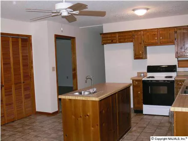 Toney, AL 35773,147 Elsam Road