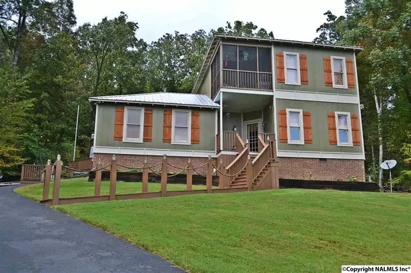 416 Cedar Cove, Scottsboro, AL 35769