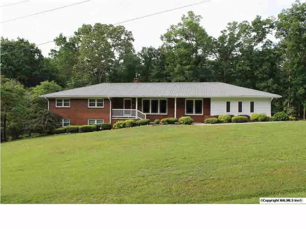 Fort Payne, AL 35967,408 NW 35th Street