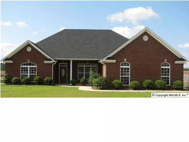 132 Fox Run Drive, Meridianville, AL 35759