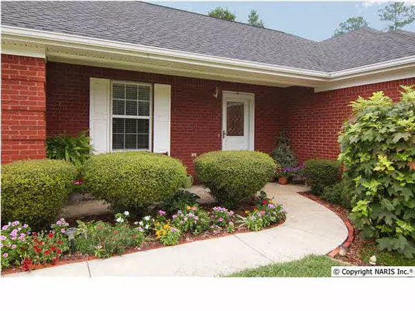 Toney, AL 35773,101 Buck Run