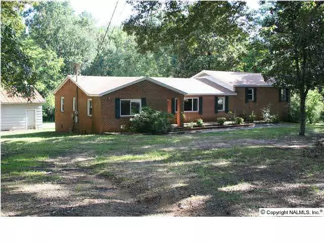 214 Shinault Hollow Road, Grant, AL 35747