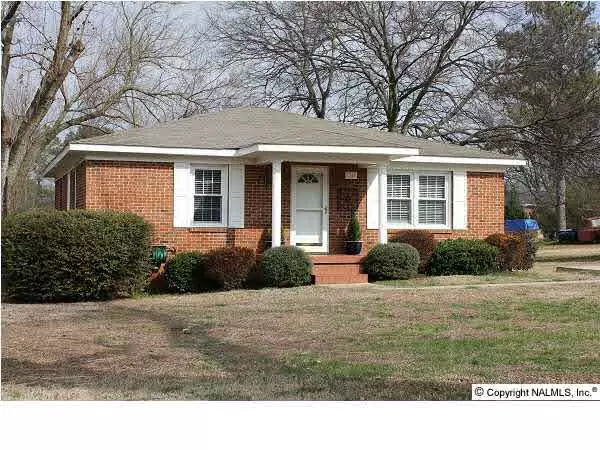 1713 Mccullough Avenue, Huntsville, AL 35801