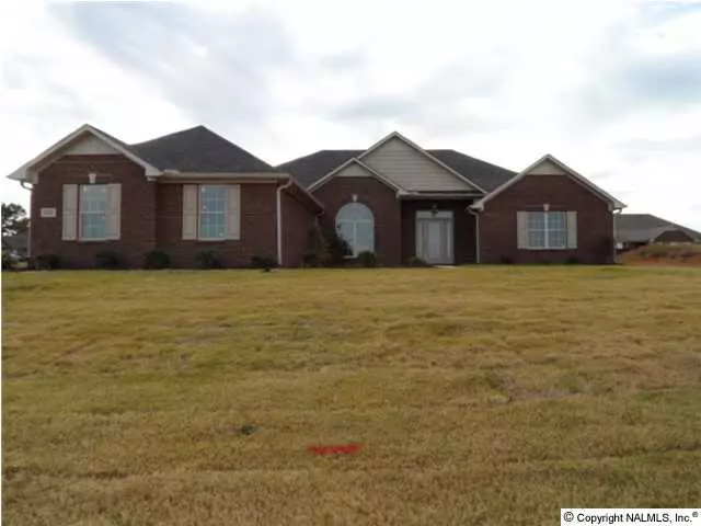 13117 Abbington Lane, Athens, AL 35613