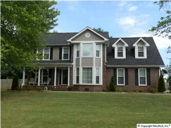 202 Dove Hollow Drive, Meridianville, AL 35759