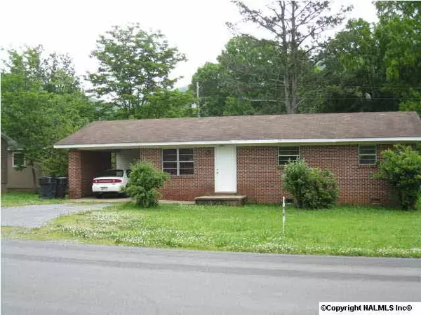 1953 Godfrey Avenue, Fort Payne, AL 35967