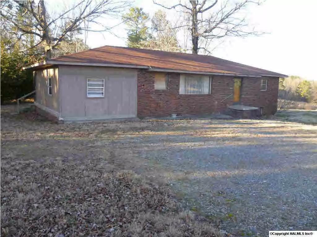 Fort Payne, AL 35968,423 County Road 589