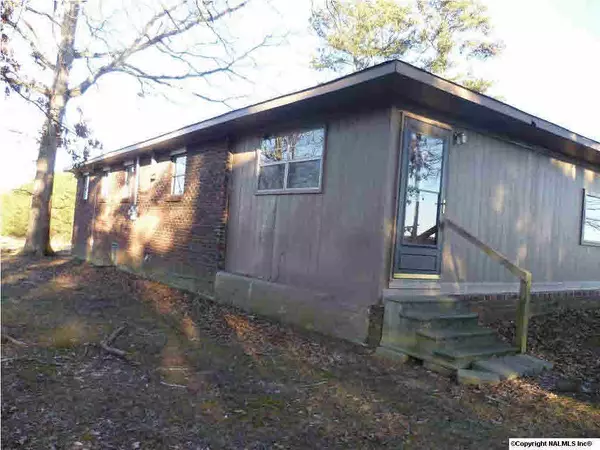 Fort Payne, AL 35968,423 County Road 589