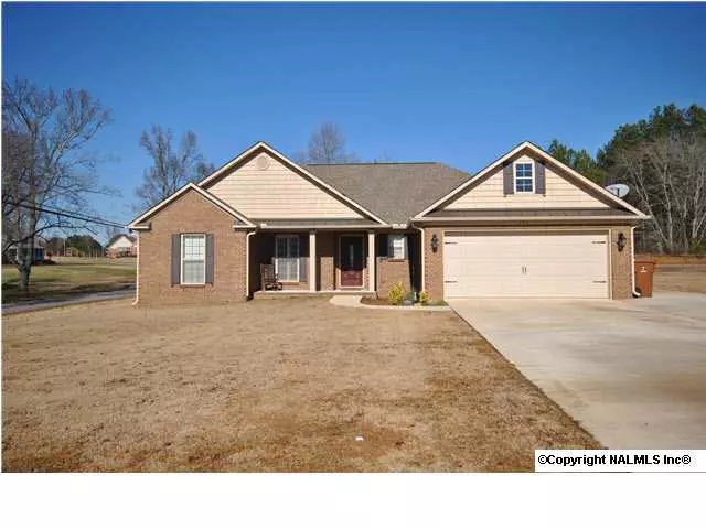 1411 Gypsy Trail, Hartselle, AL 35640