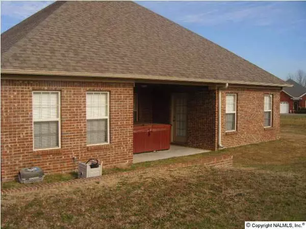 Boaz, AL 35956,121 Village Lane