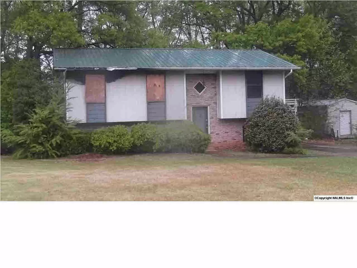 Dearmanville, AL 36257,735 Bernard Couch