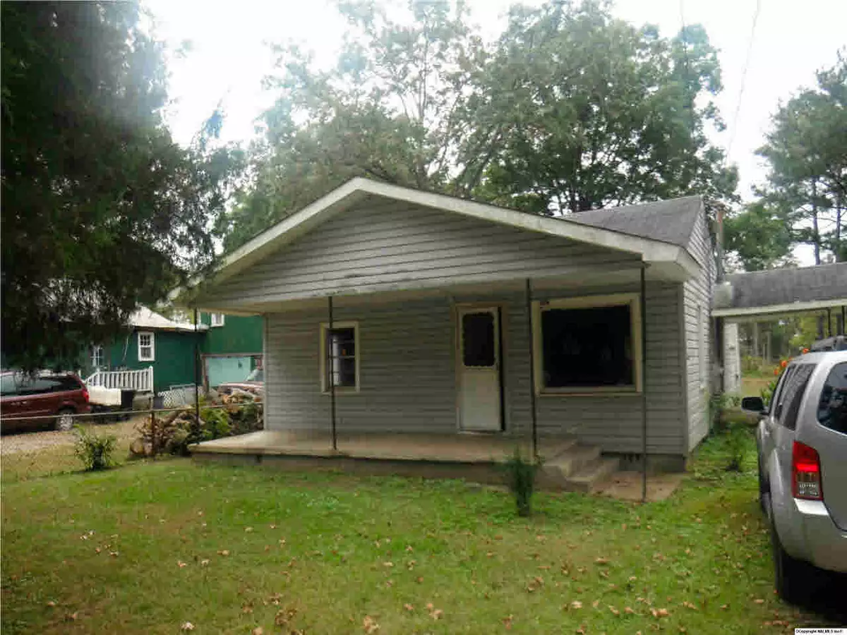 Gadsden, AL 35904,2828 Cambron Street