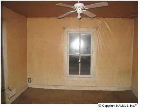 Owens Cross Roads, AL 35763,2054 Old Big Cove Road