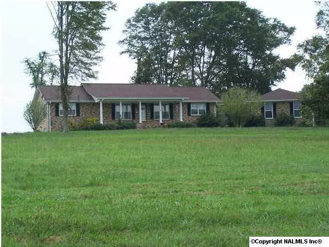 593 Highway 231, Arab, AL 35016