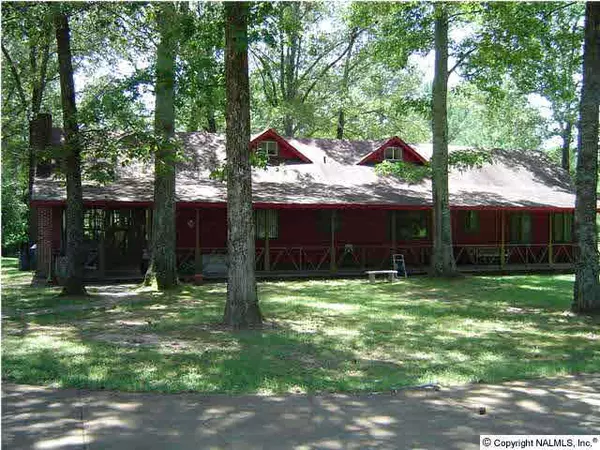 25585 Putman Circle, Elkmont, AL 35620