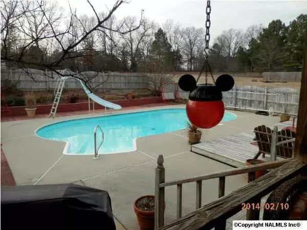 Toney, AL 35773,18837 Canoebrook Lane