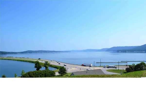 Guntersville, AL 35976,4 Harbor Pointe