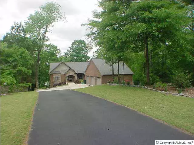 Crane Hill, AL 35053,312 County Road 378